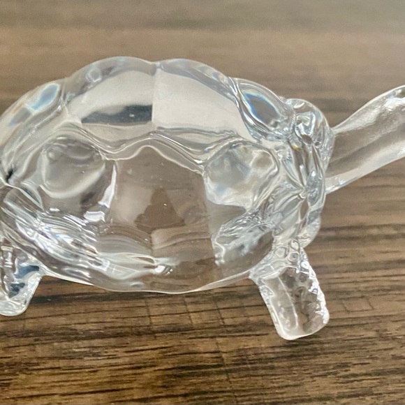 Crystal Clear Glass Tortoise Figurine Turtle Paperweight Vintage Look Miniature - Picture 6 of 7